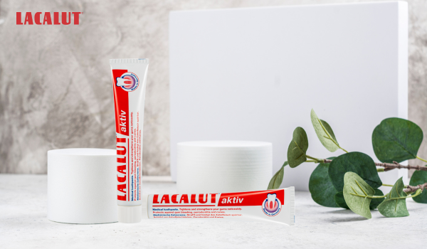 kem đánh răng Lacalut Aktiv giảm viêm nướu